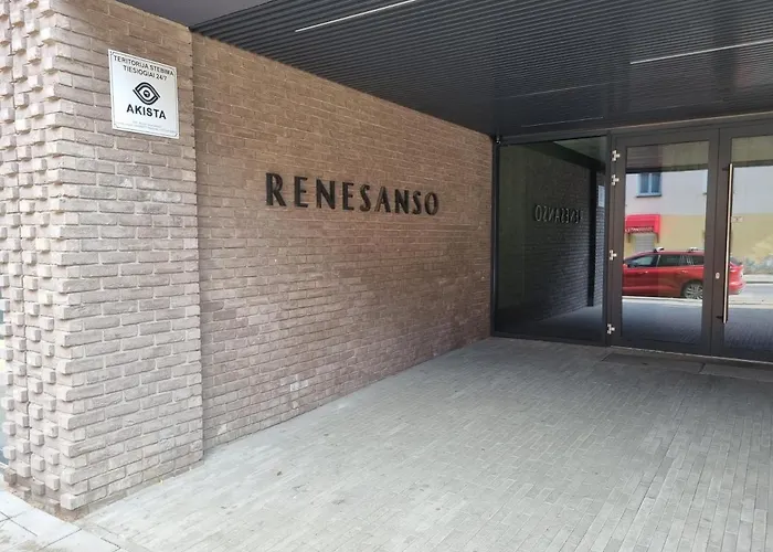 Old Town Renaissance Apartment